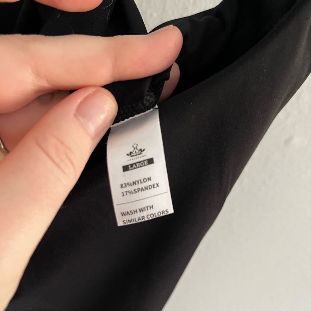 Black Tennis Dress‎ - Picture 3 of 3